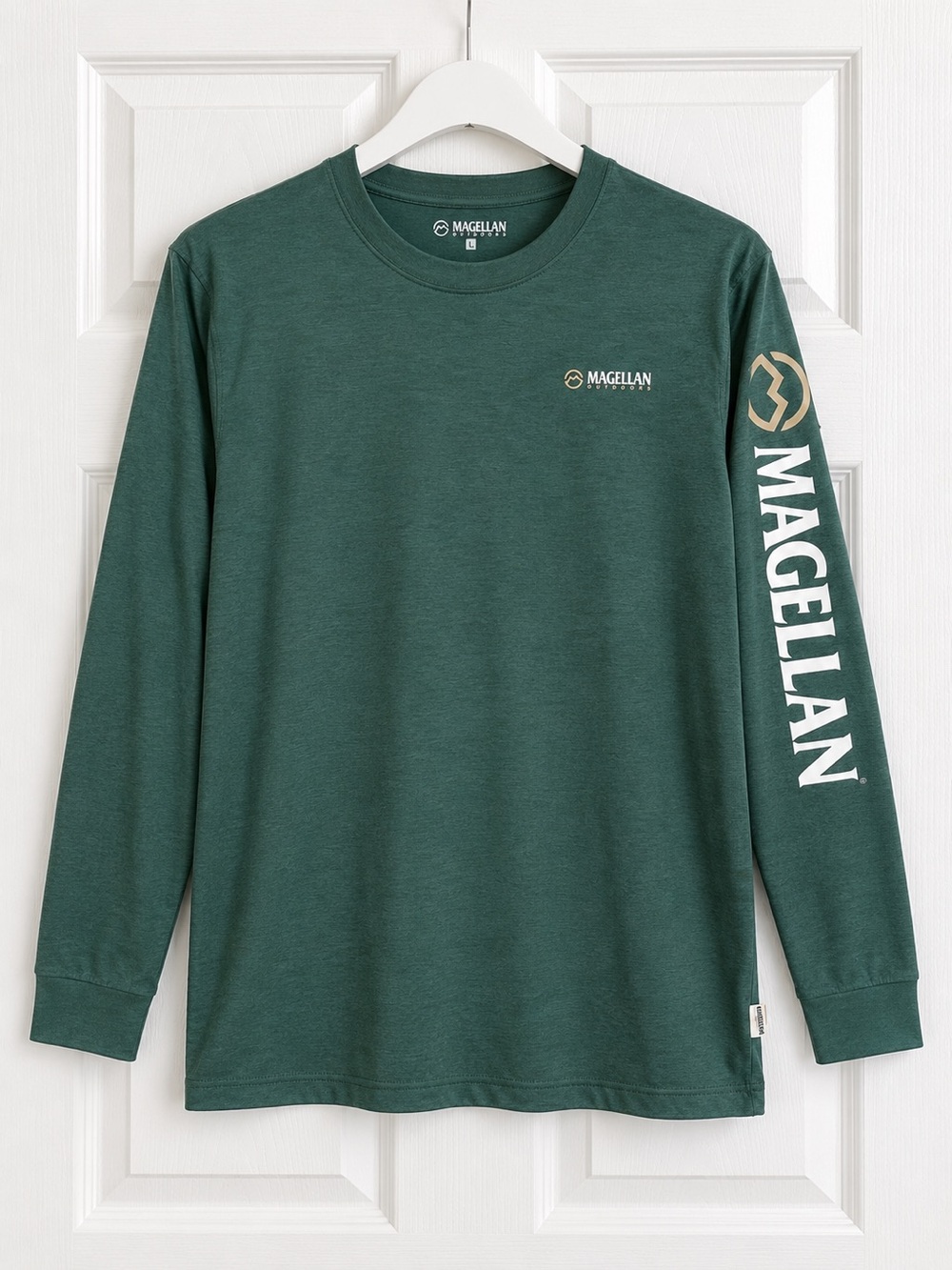 Magellan Outdoors Men’s Classic Fit Long Sleeve Logo Shirt Green Size M